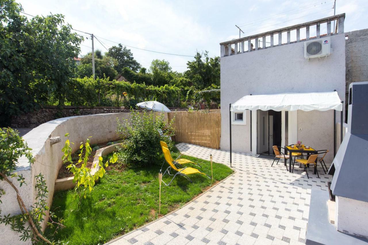 Apartman Marija 218 Рисика Екстериор снимка
