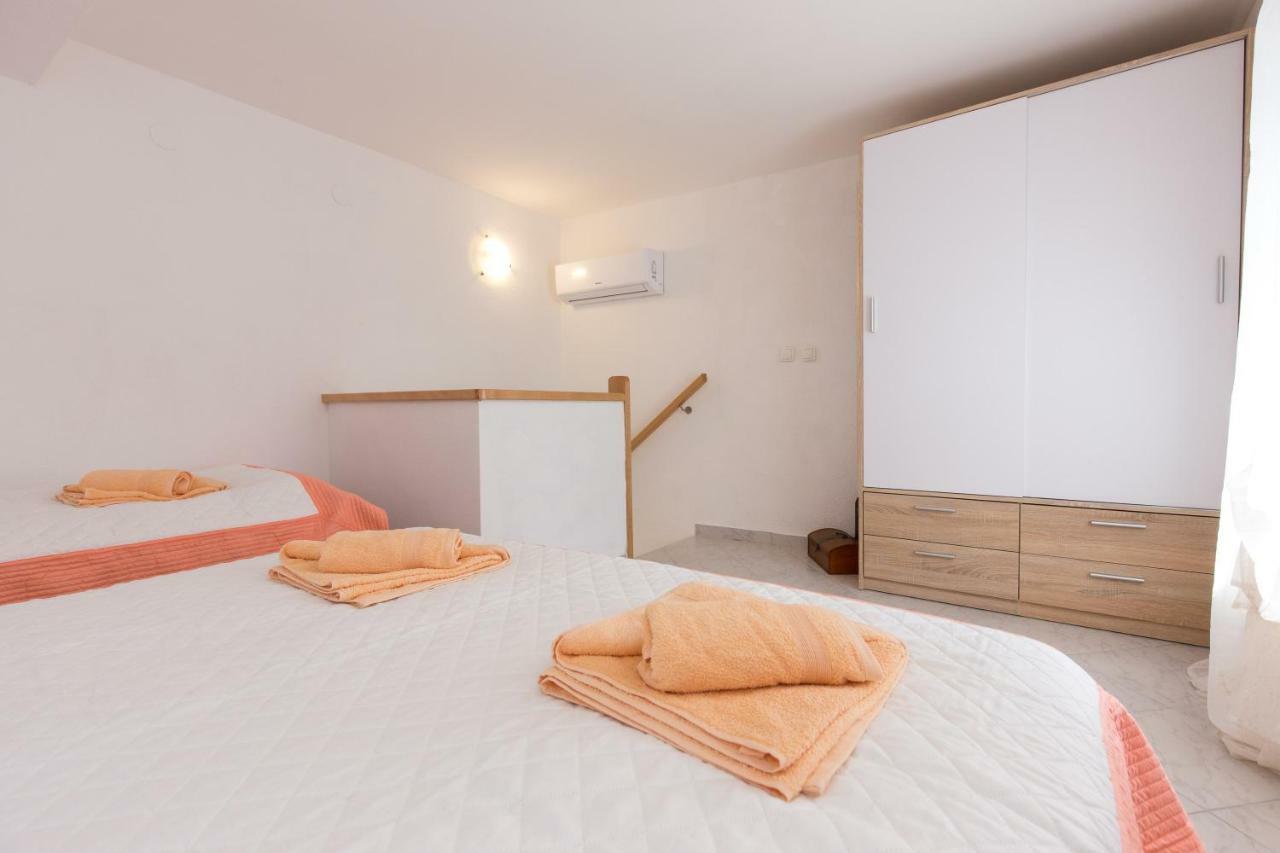 Apartman Marija 218 Рисика Екстериор снимка